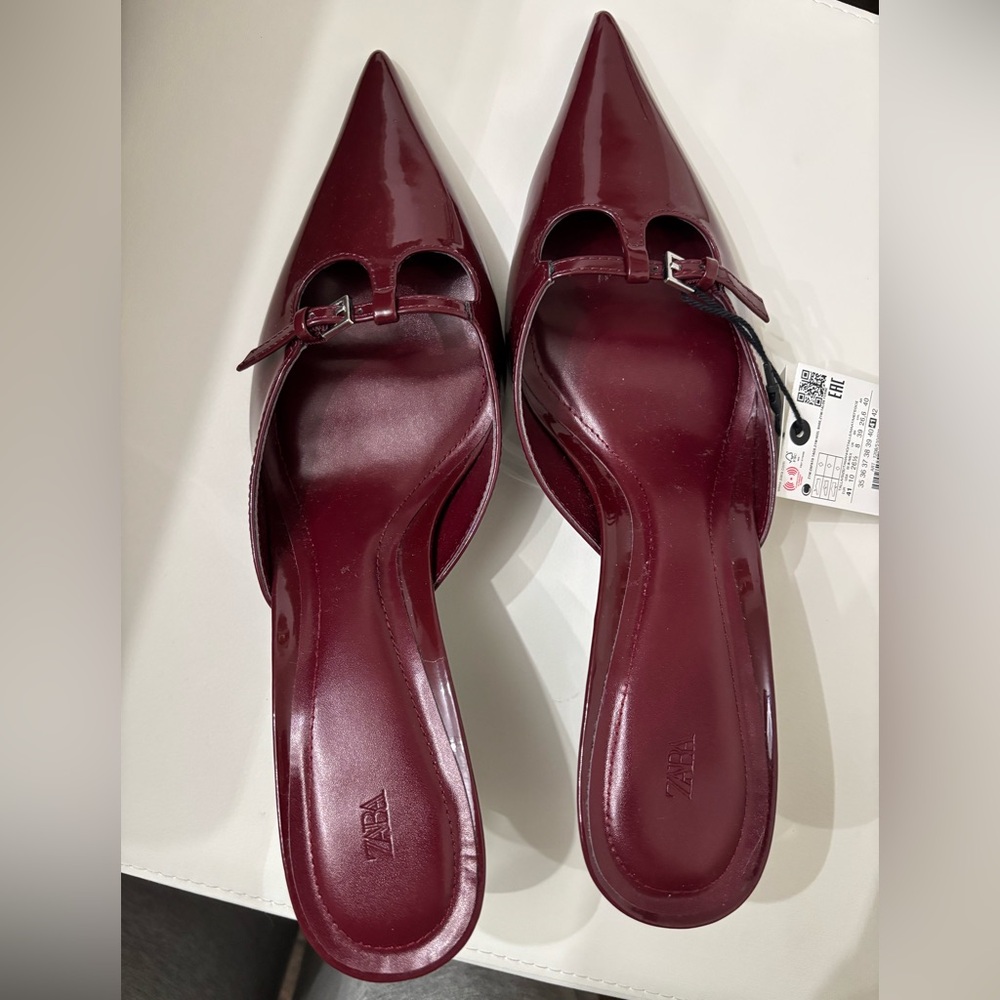 New 
Zara Pointed-Toe Mules with Metal Details - Fits like a 10.5
Kitten Heel